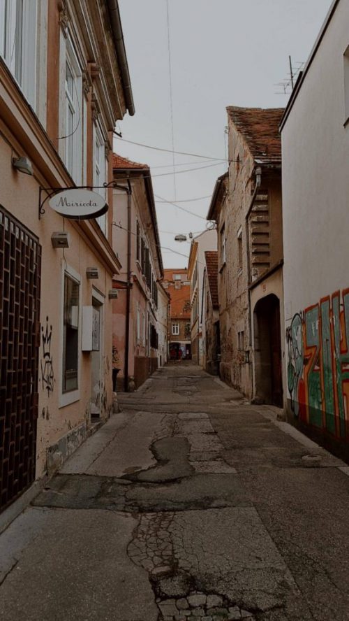 Maribor, jedna z bocznych uliczek.